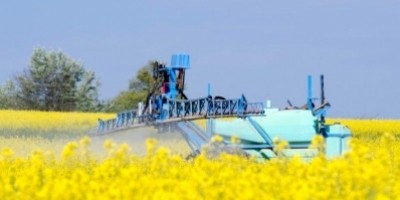 Őszi káposztarepce lombtrágyázási technológiája